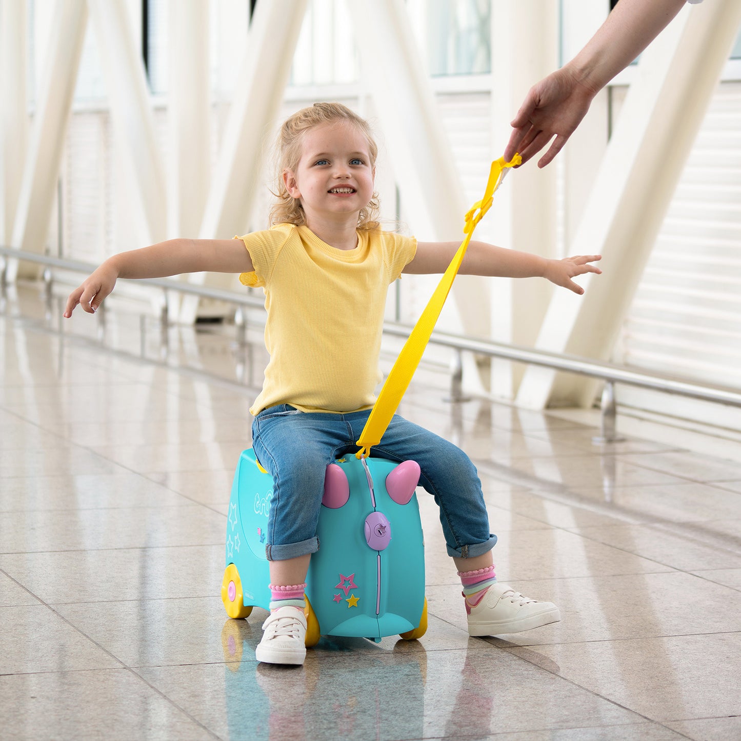 Una the Unicorn Trunki